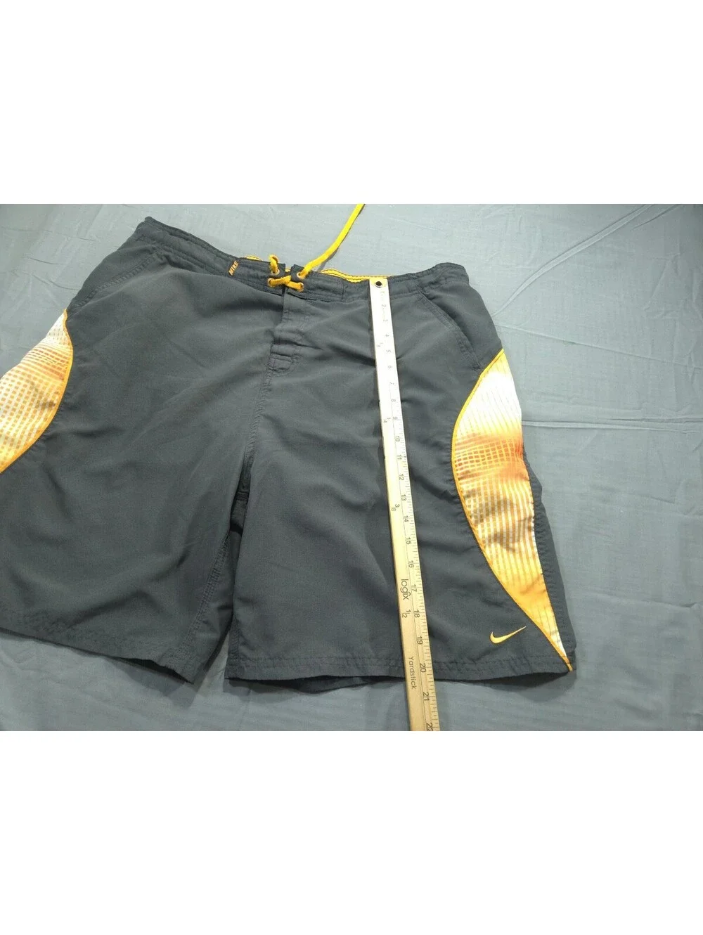 Nike Swim Trunks Board Shorts Mens XL Gray Mesh Lined Beach Travel Drawstring